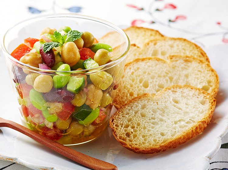 スパイシー豆サラダ